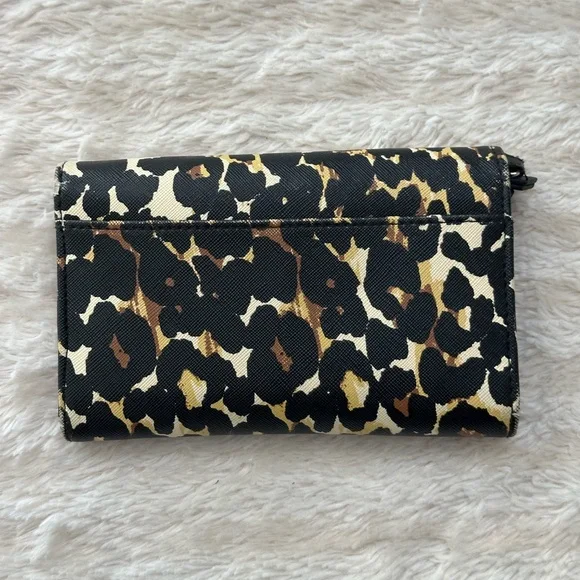 Victoria Secret leopard print trifold Wallet 🤎🖤🤎🖤 - Picture 2 of 7